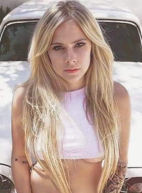 Avril Lavigne Knows How To Get Me Instantly Stroking It For The Gorgeous Goddess Pt1 🥵🤤 #lcpIvmlj