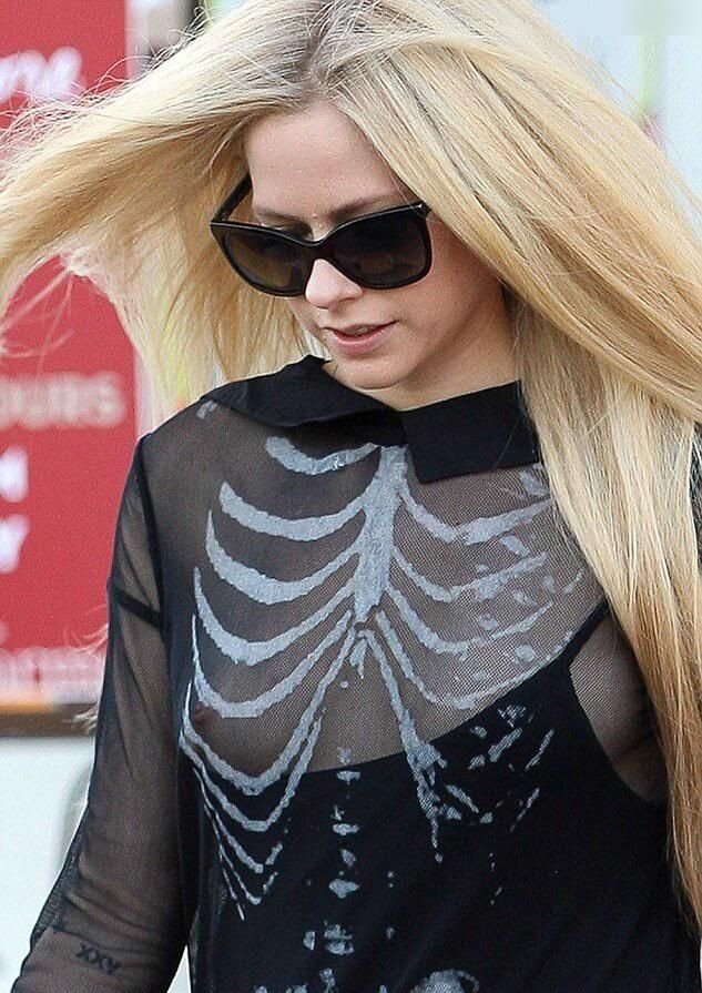 Avril Lavigne Knows How To Get Me Instantly Stroking It For The Gorgeous Goddess Pt1 🥵🤤 #seLNrFFu