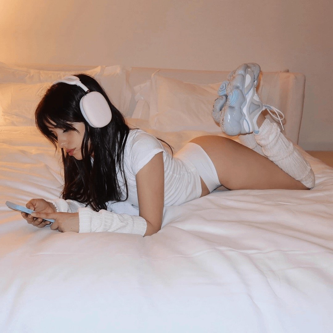 Camila Cabello #XQe9z0tV