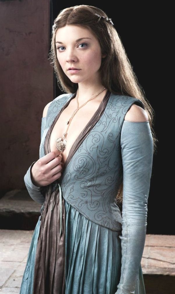 Natalie Dormer How Can You Not Resist Stroking It For The Gorgeous Sex Goddess 🥵🤤 #kHCNm3it