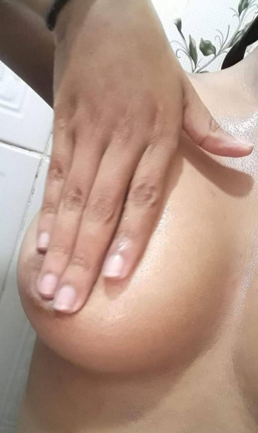 Ana Safadinha #HFNwABdz