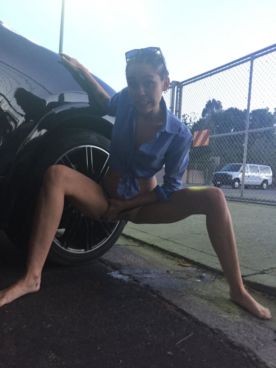 Miley_Cyrus_Gorgeous_Whore #19TfP1Bd