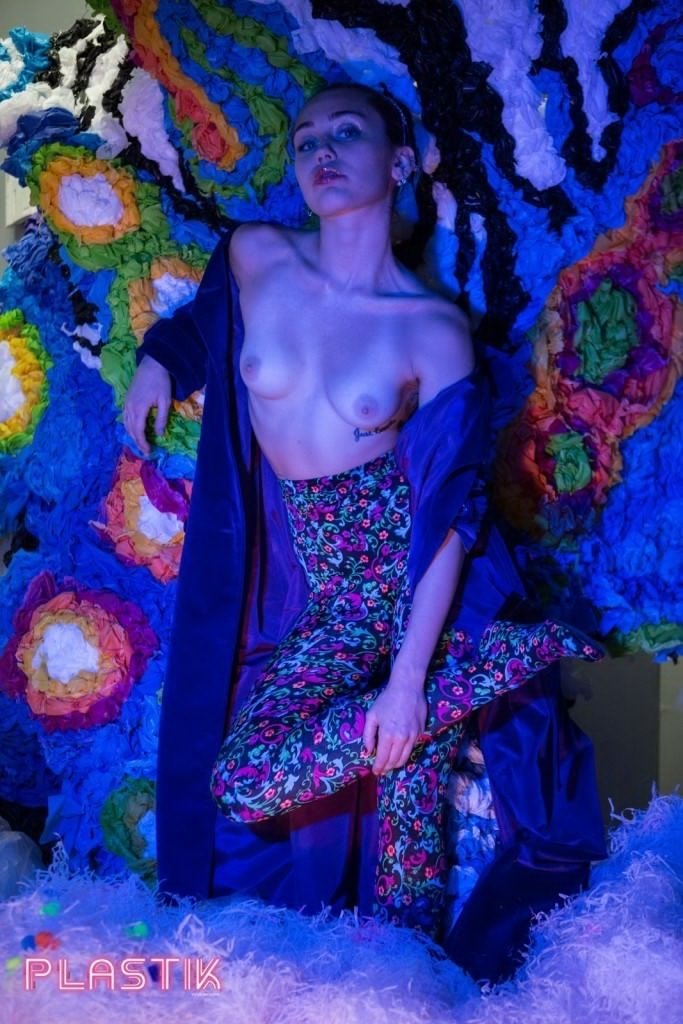Miley_Cyrus_Gorgeous_Whore #rIhxXc9U