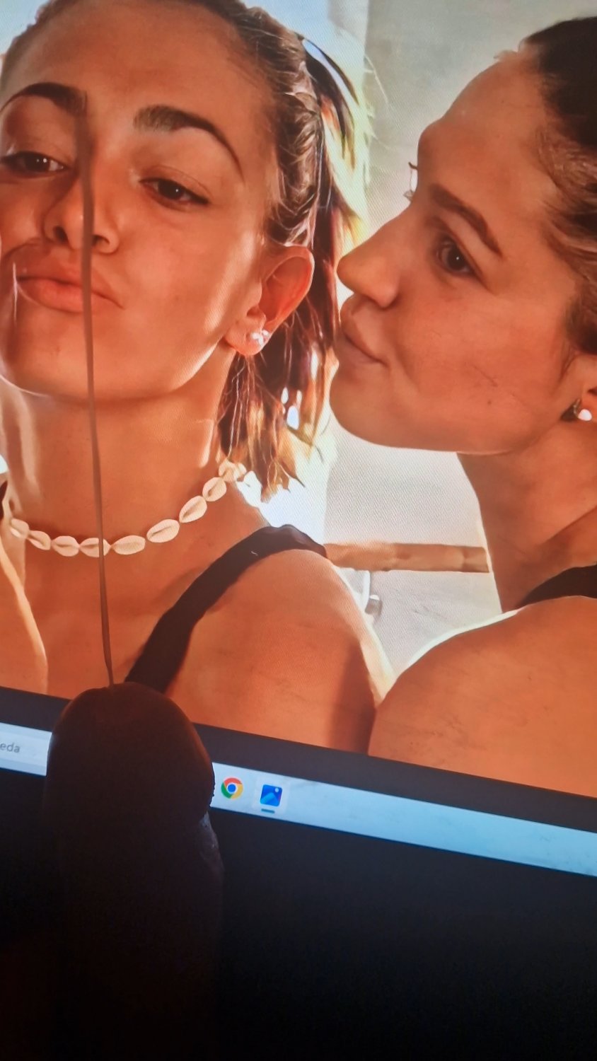 Cumtribute, tributo, homenaje para estas 3 pendejas amigas de mi prima Elena. #RjNJMLbQ