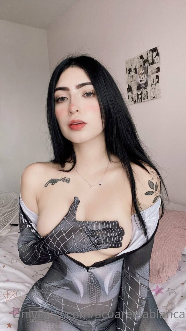 Acuarela blanca #OrLVJcye