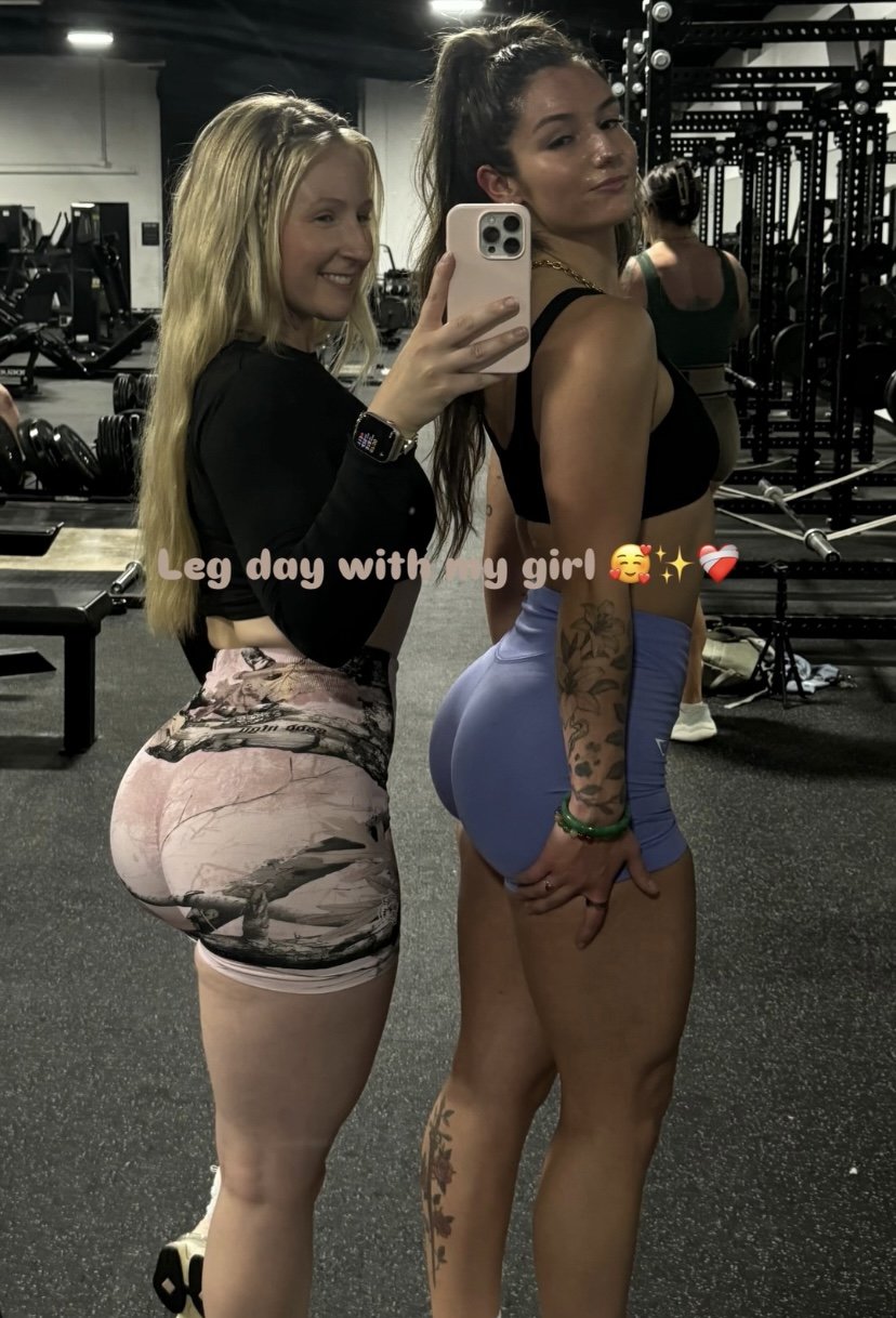 Work out hottie. Cum. Booty and thighs 🤤 #vvsXzLQ3