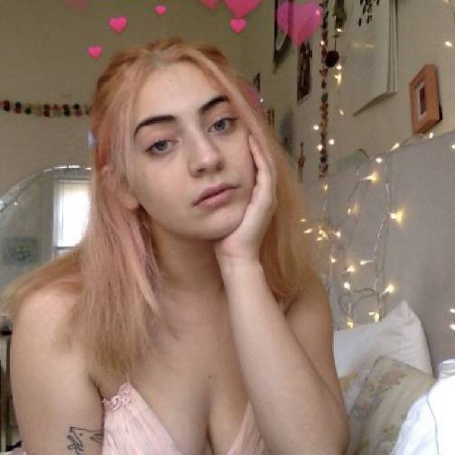 Slut Sarah for all of you to enjoy #KlGZOqsv