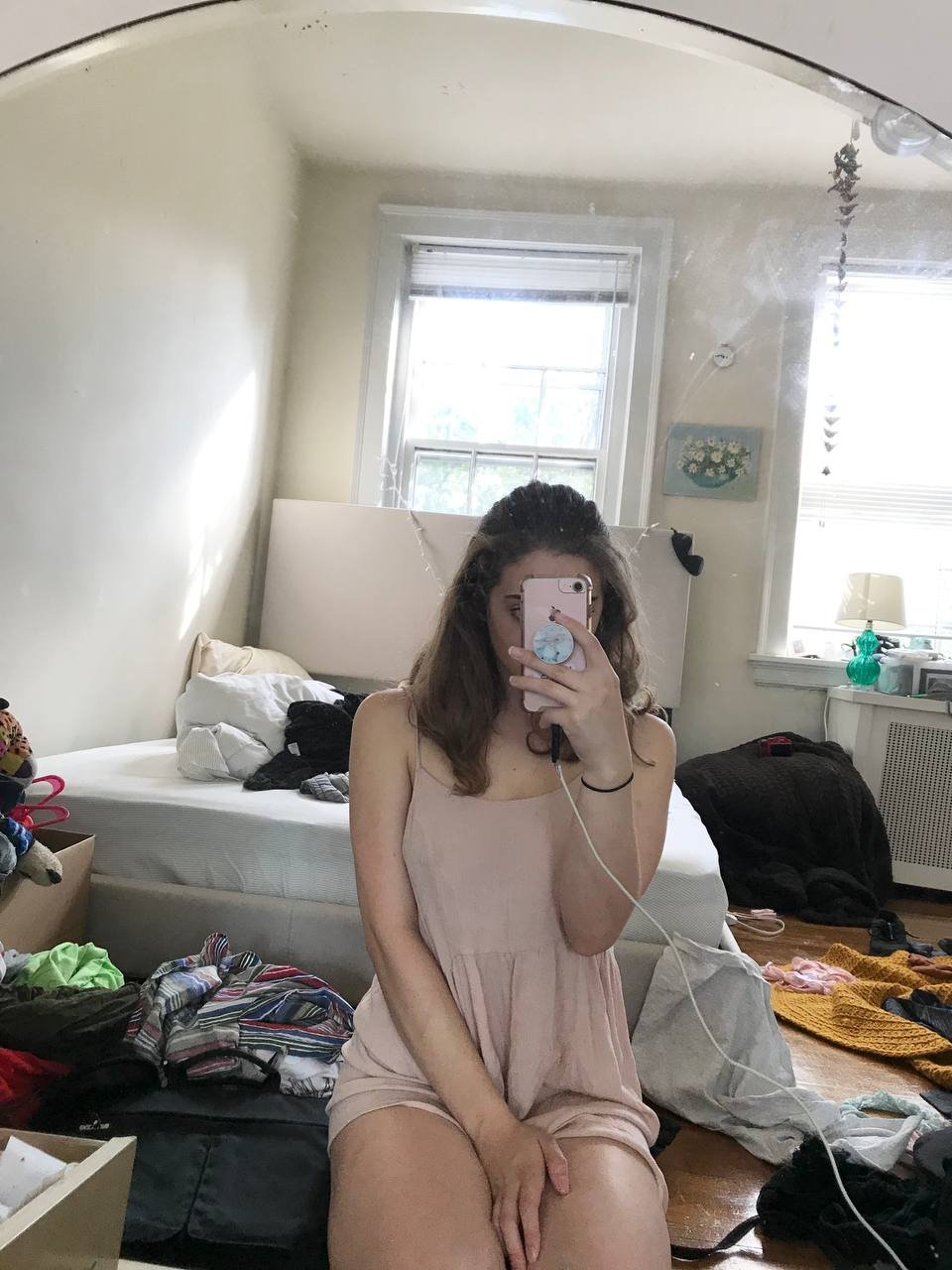 Slut Sarah for all of you to enjoy #mSZdJZ62