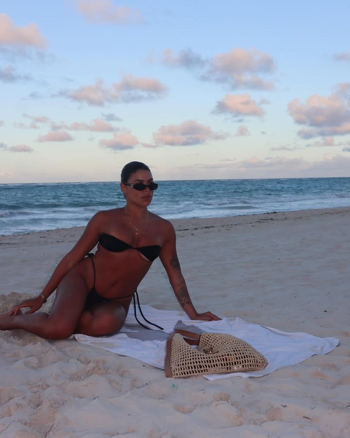 priscila evellyn 2025/01/31 #3697J8fU