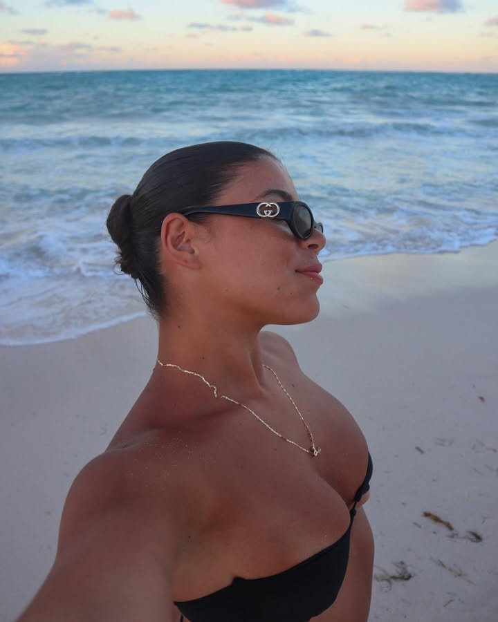 priscila evellyn 2025/01/31 #RJi75Fa6