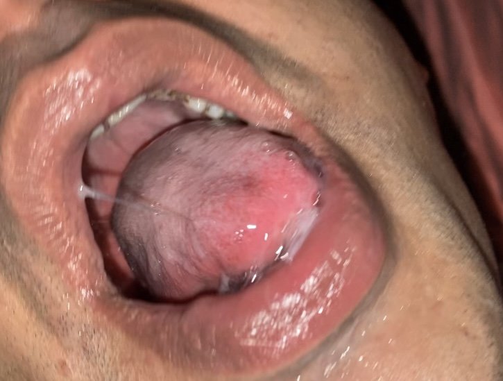 Munching on daddies cock #SYLChLkC