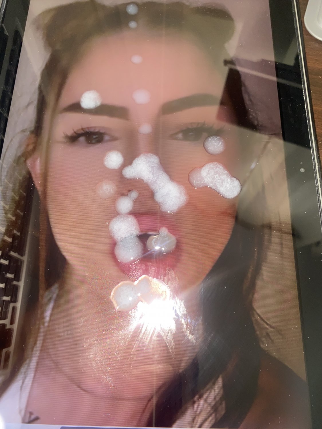 Cumshot for seductive brunette with juicy tits. Cum tribute #L3Q5PjNe