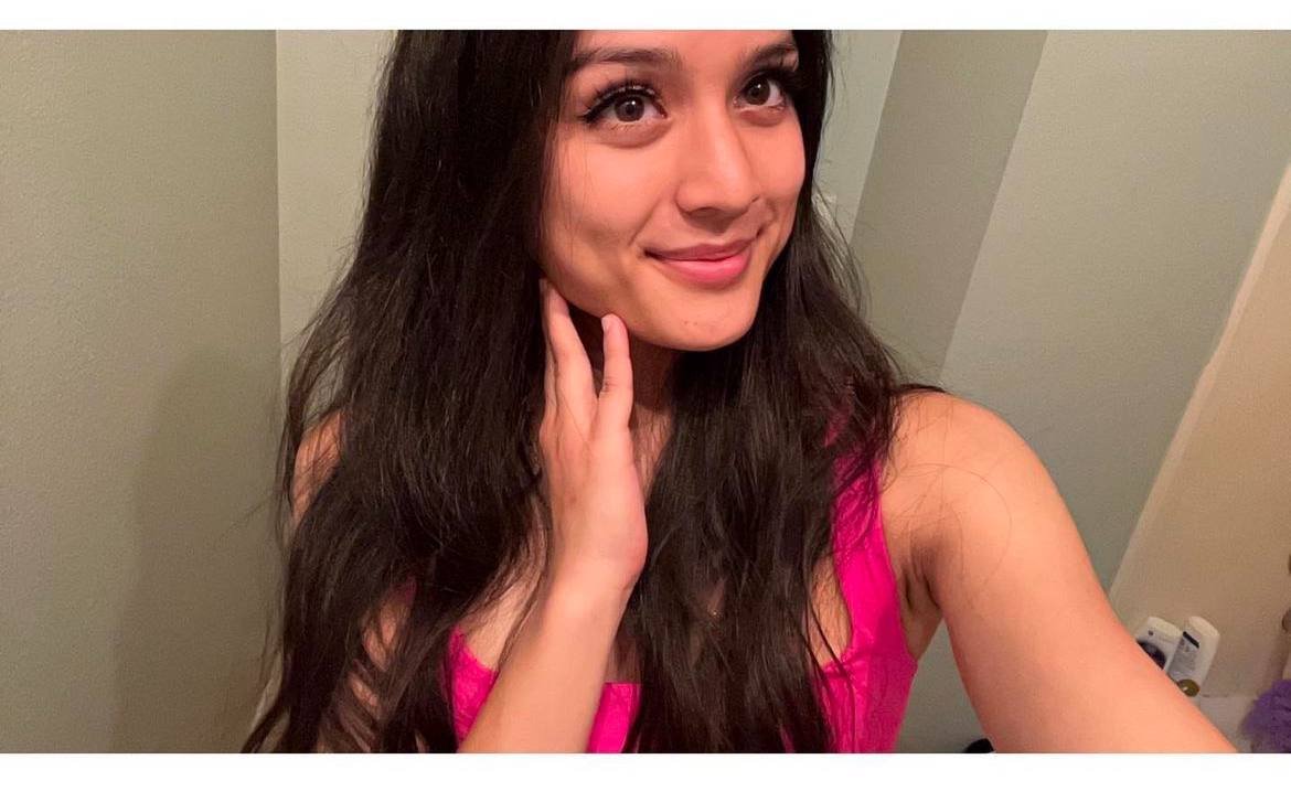 Sexy “Beth” 21 #MemigTgx