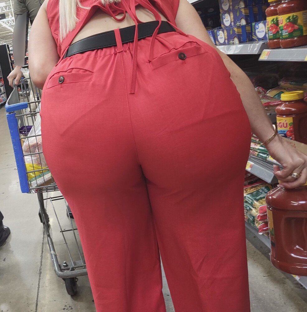 Thick milf in red #4K9zuZNS