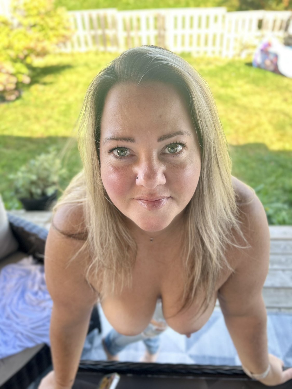 Gorgeous Canadian Twitter girl #5s5oHRpB