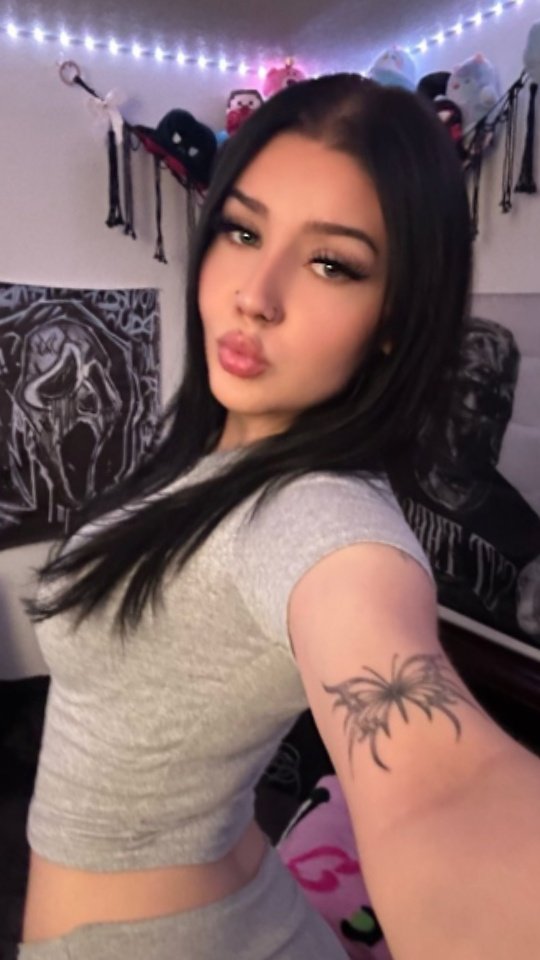 Brunette 18 slut #cBPpG2Ne