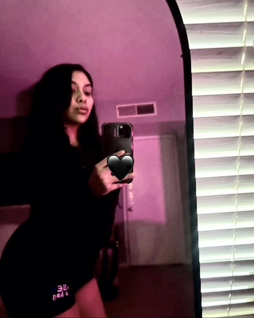 Sexy latina fatass #livSiyCV