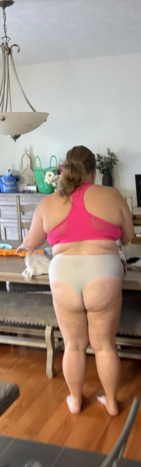 Cass is 242 pounds of fat pig #gddAlP9Z