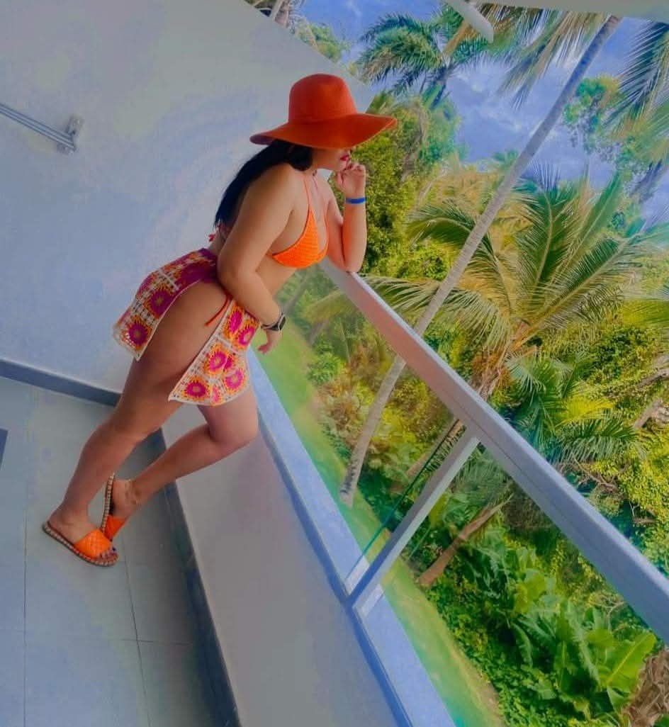 Gorgeous sexy mexican #QuHL9Dwl