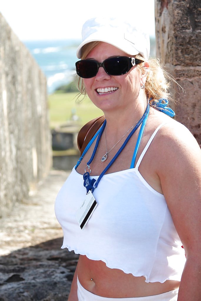 Stacked Blonde MILF #ABX5o0wt