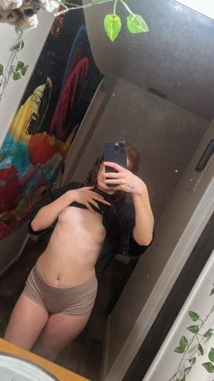 Sky SEXY PETITE SNOW BUNNY #n26zghSI