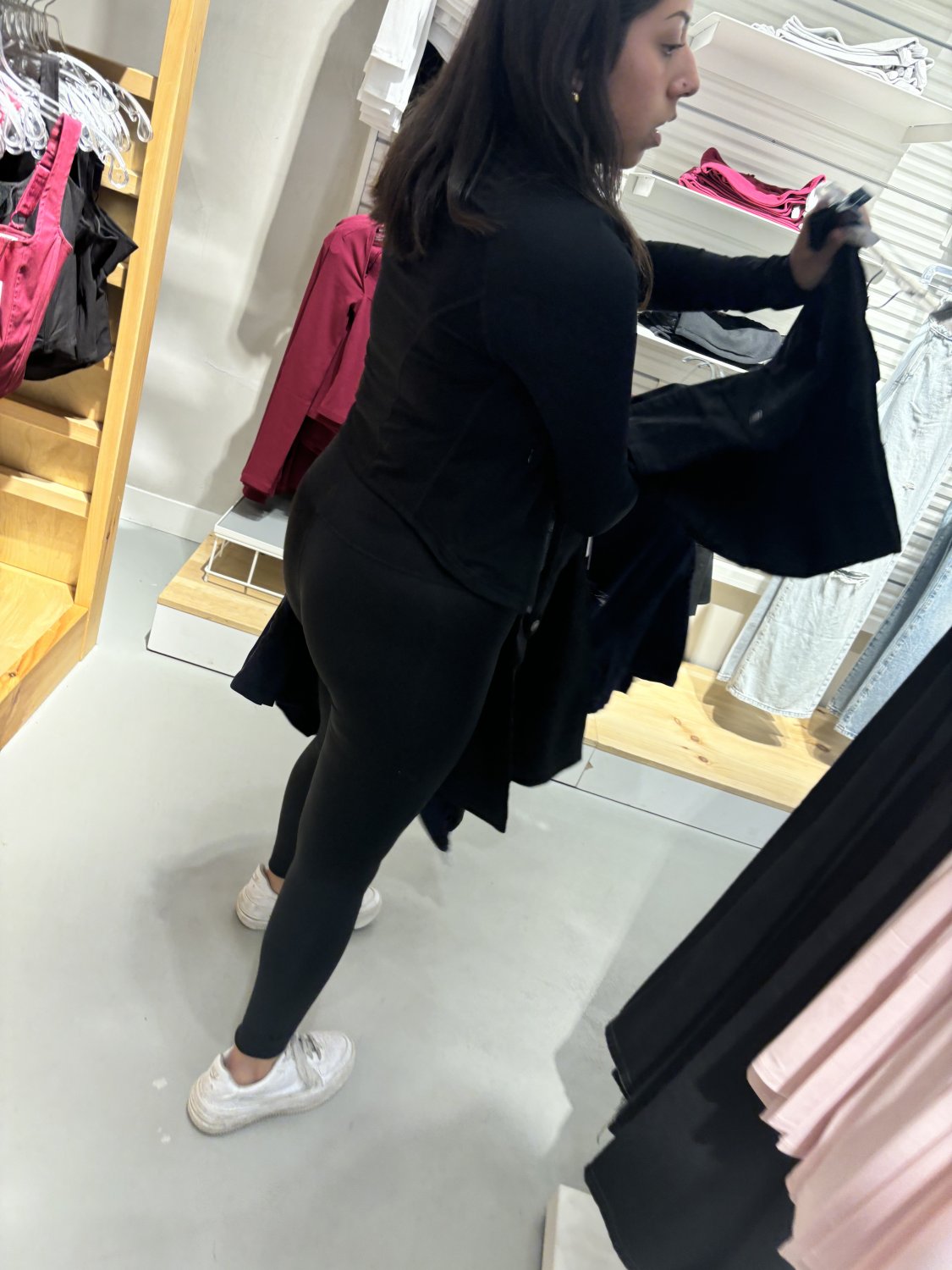 Fit booty candid #zZYZhXZo