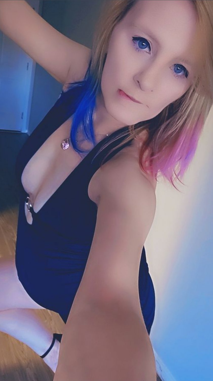 Sexy Milf Kay 10 #i7a6GzJK