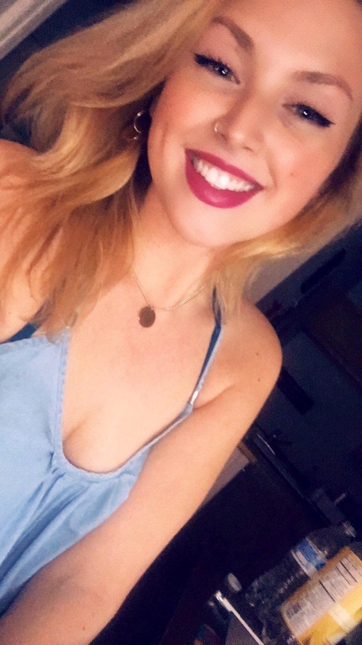 Mommy wearing lipstick 🔥 #1is63E5C
