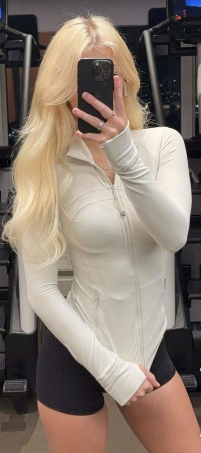 Gold Blondie #IYlsvoV2