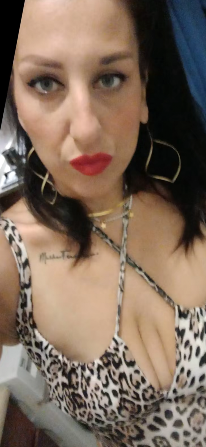 İtalyan Milf #DTzuzUGb