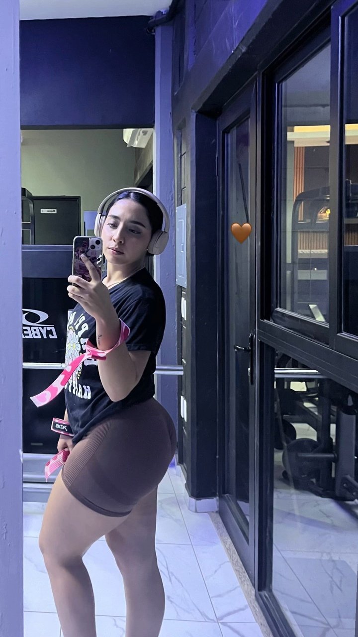 another sexy latina #03Il5mQF
