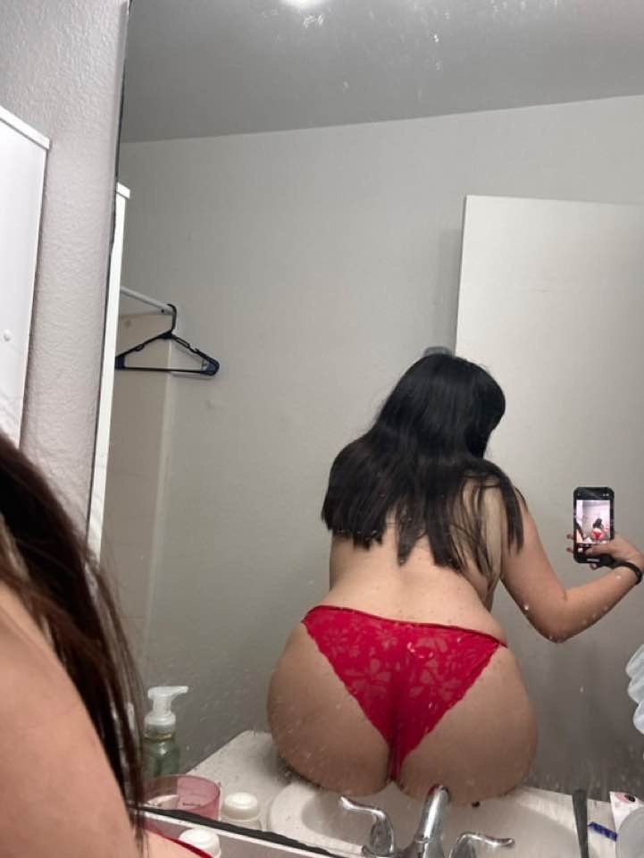 Slut wife needs to be used as jerk material, for same treatment message me #QLm2JR9t
