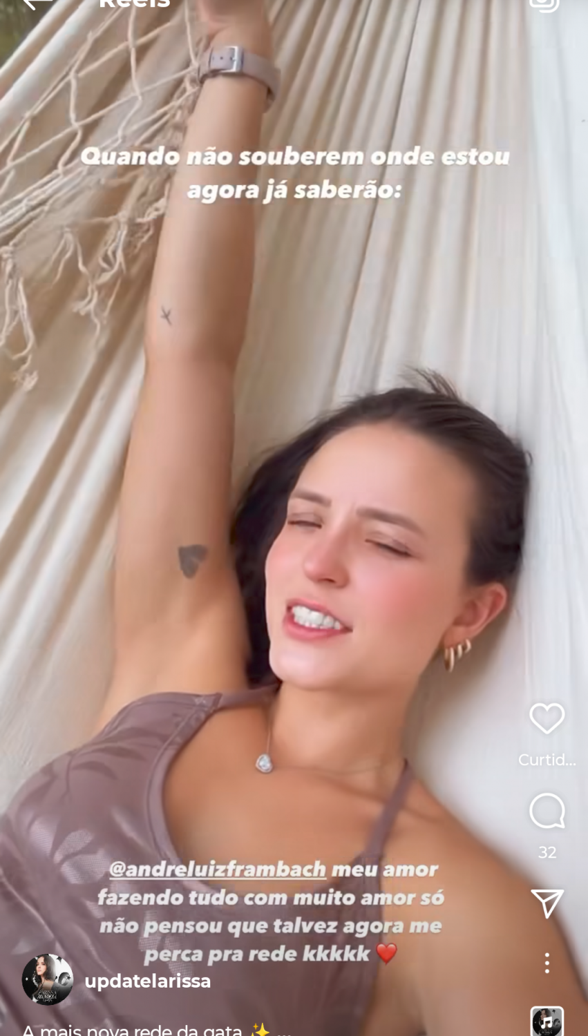 Axilas Larissa Manoela #JmSFoldZ