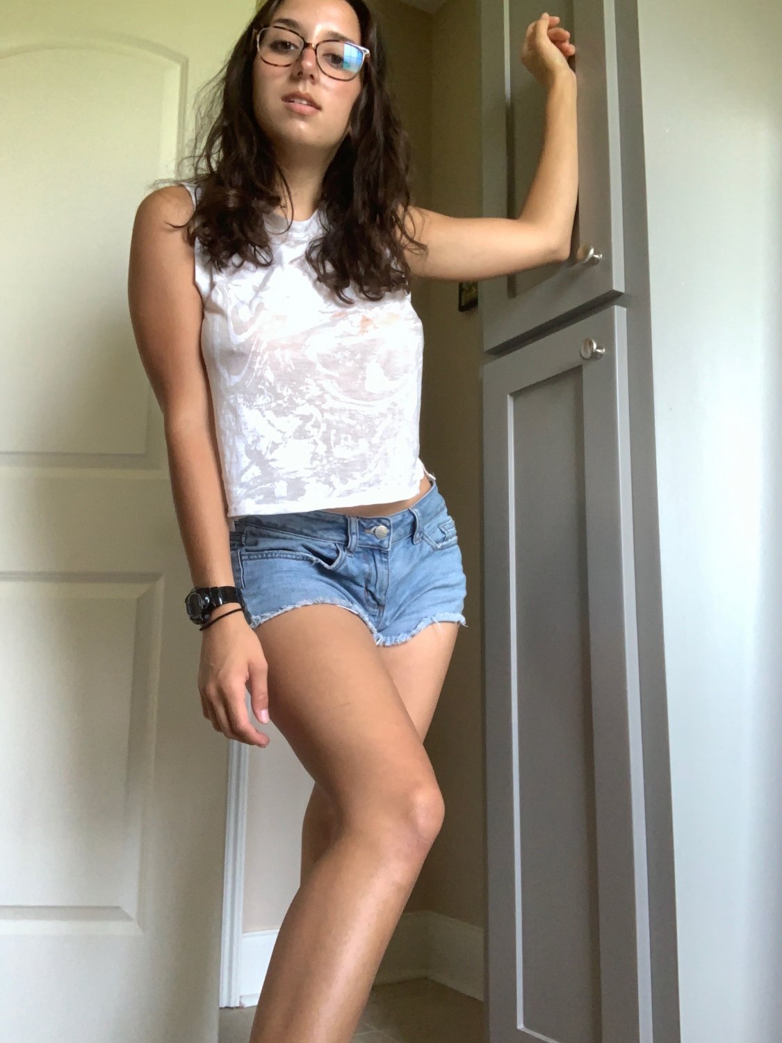 Nerdy girl Mackenzie with big tits exposed #XlaOMOcw