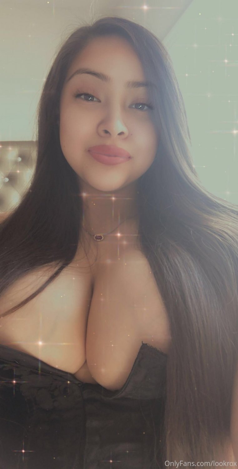 Onlyfans model lookrox #ZVjpBkLX