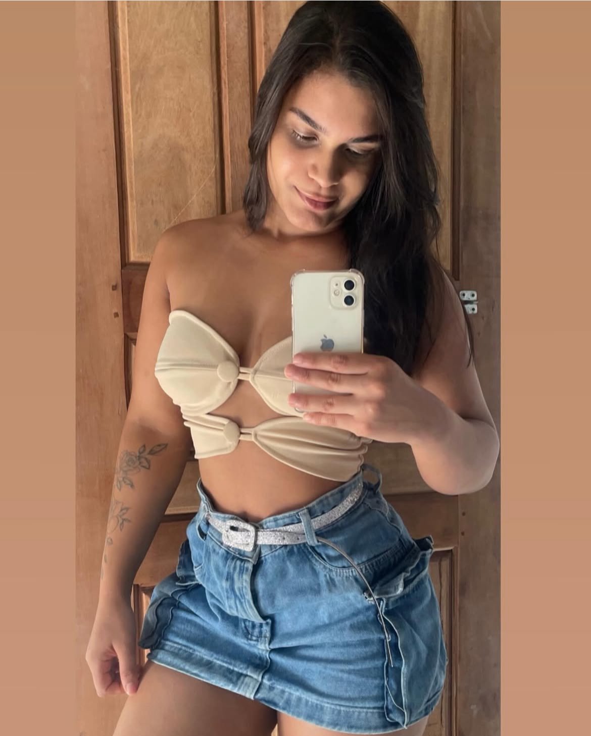 Insta0876 #RoU4xLIe