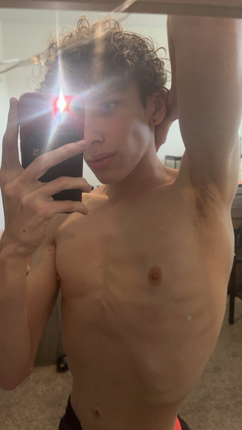 Bro was born to be femboy #JiJQEk9V