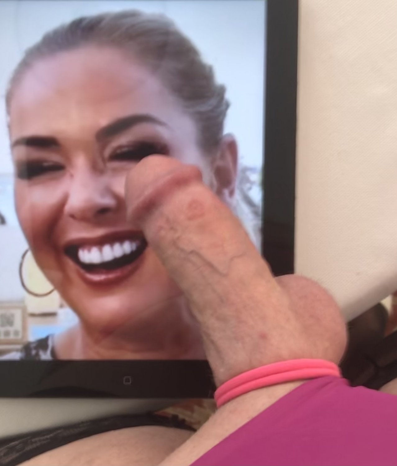 Scouse Spunkbucket Claire Sweeney Face Fucked #HZpOlTns