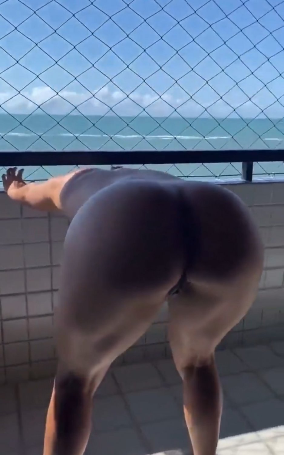 Which hole would you stick your dick in first? #4u3pCtaH