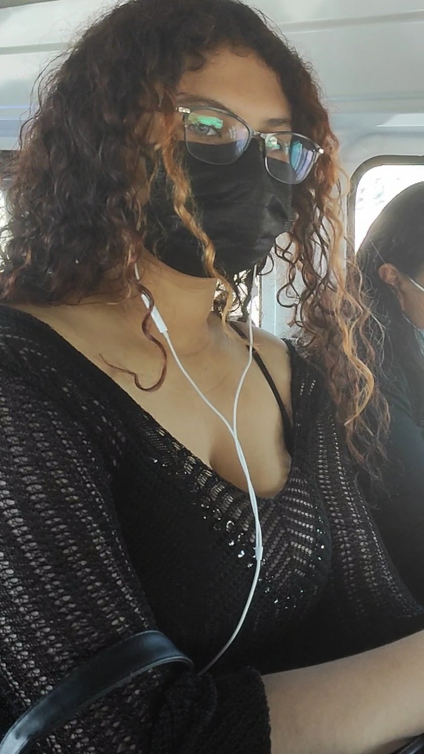 Tetona en el taxi #Lxb7Q12L