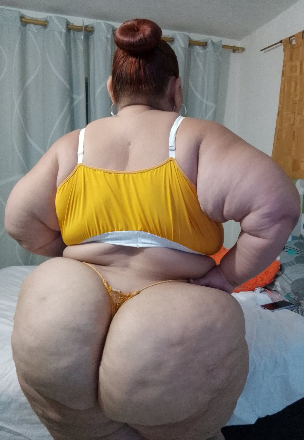 Pear Booty lady (P 06) #FlQXYVoG