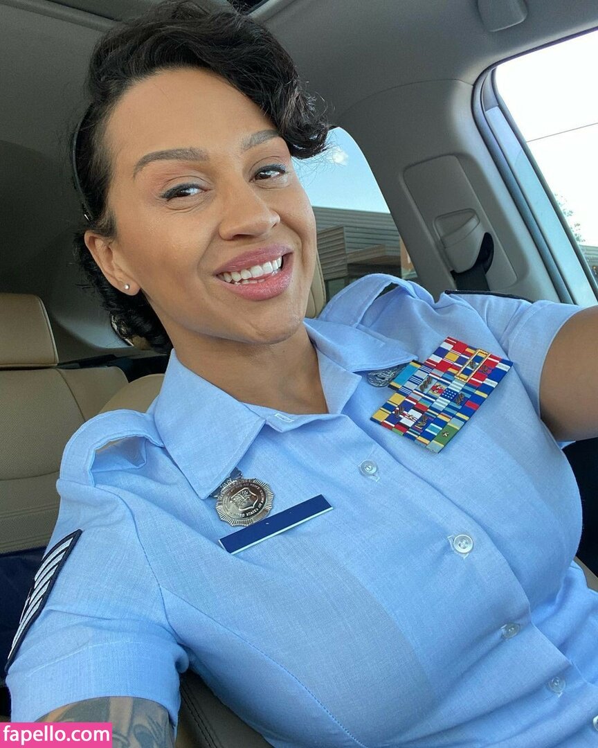 Air Force hottie OF (Edit) #ff44Imnu