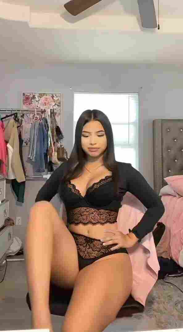 SEXY ASS LATINA #irGOKTxr