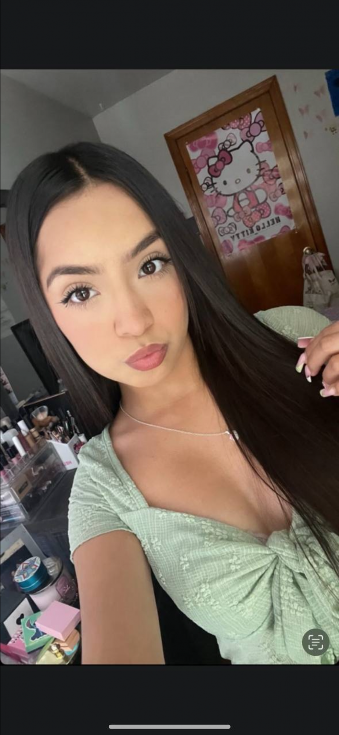 Which should I cum trib on cam dm me #WMSQzBTA