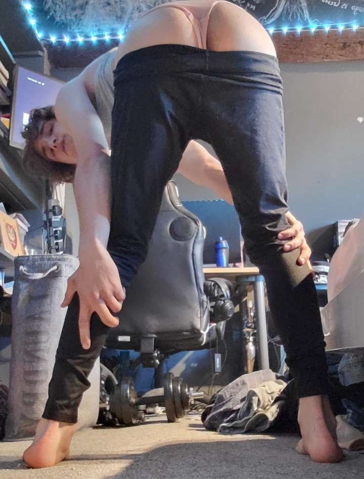 Sissy slut Katie wants people to see him for what he truly is #snVBShcD