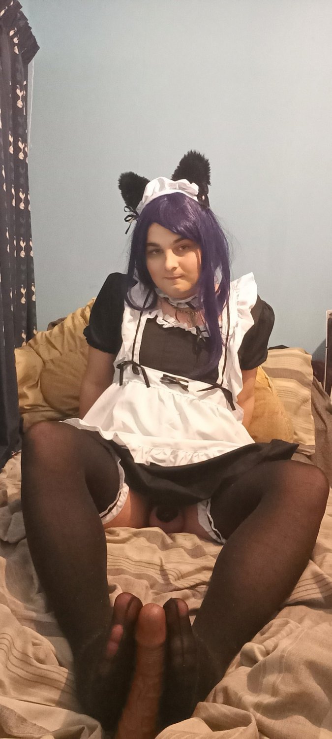 UK Sissy Aimee´s sexy feet exposed: My favourite feet pics. kik: sissygurl4567 (6. Gallery) #twE2HUI1