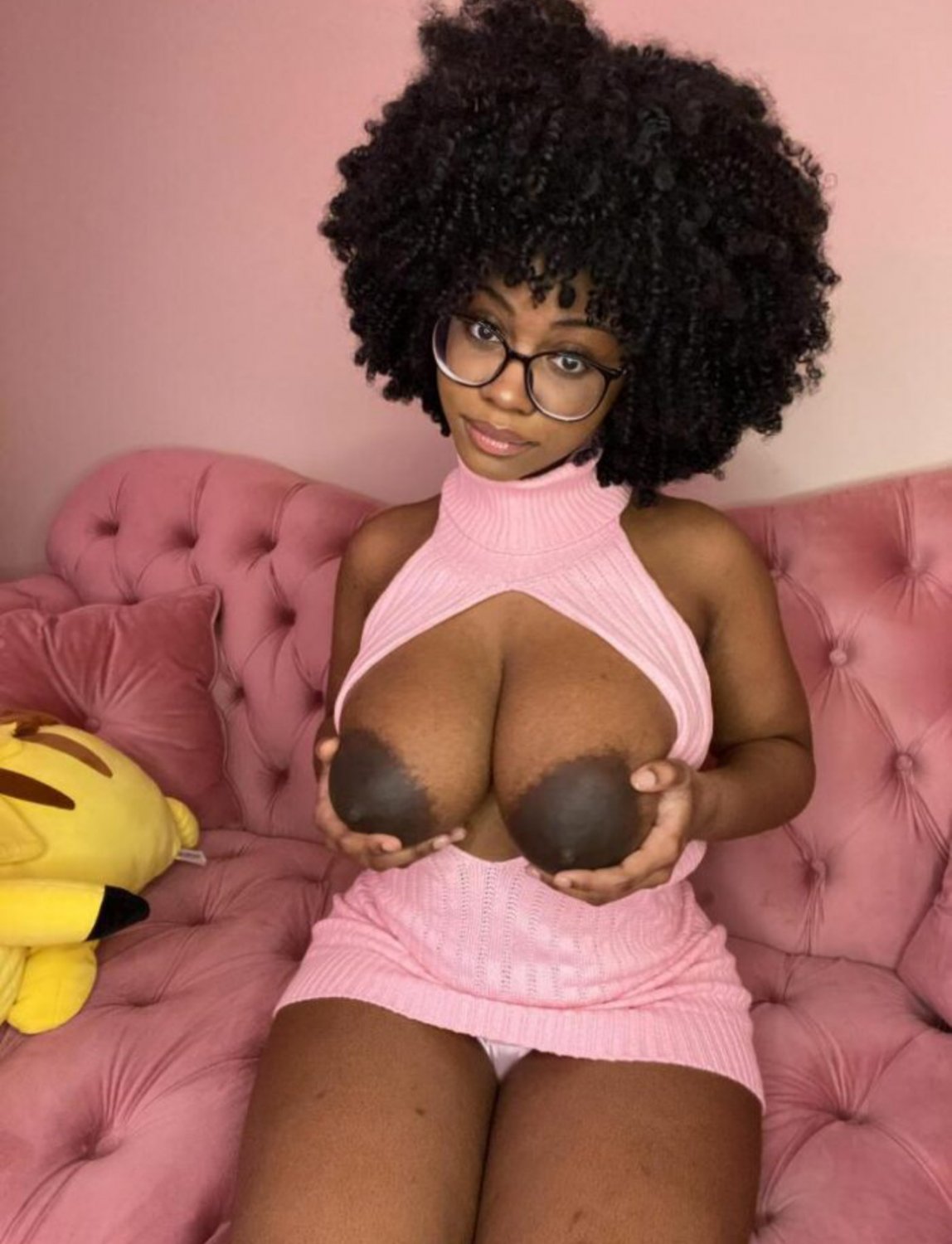 Ebony #KpKv591O