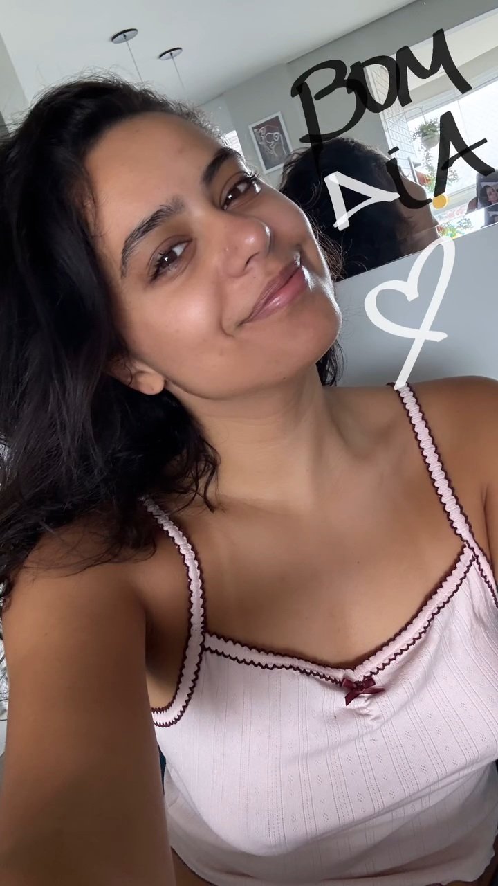 Yasmin Yassine sem sutiã #WCaeDgeZ