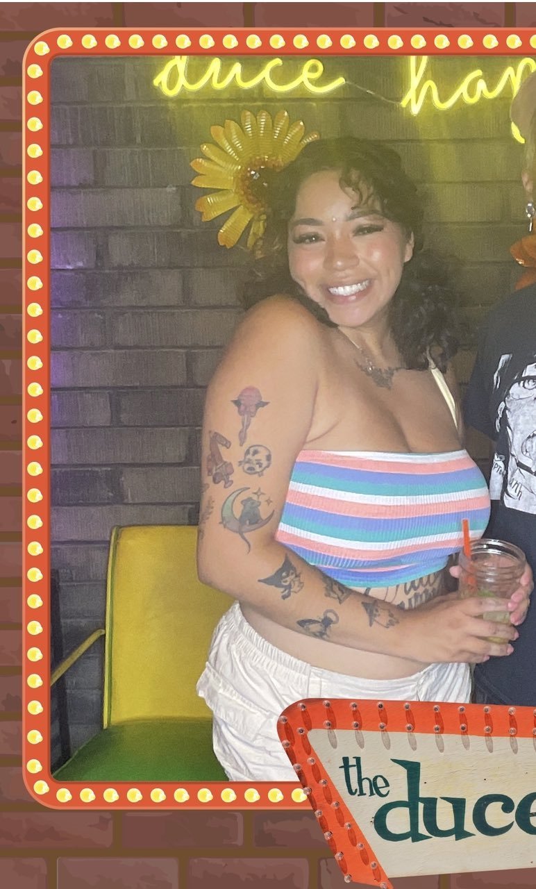 Thick bootyfull slut giving you a show to watch 😍😍 #fhtOLuDo