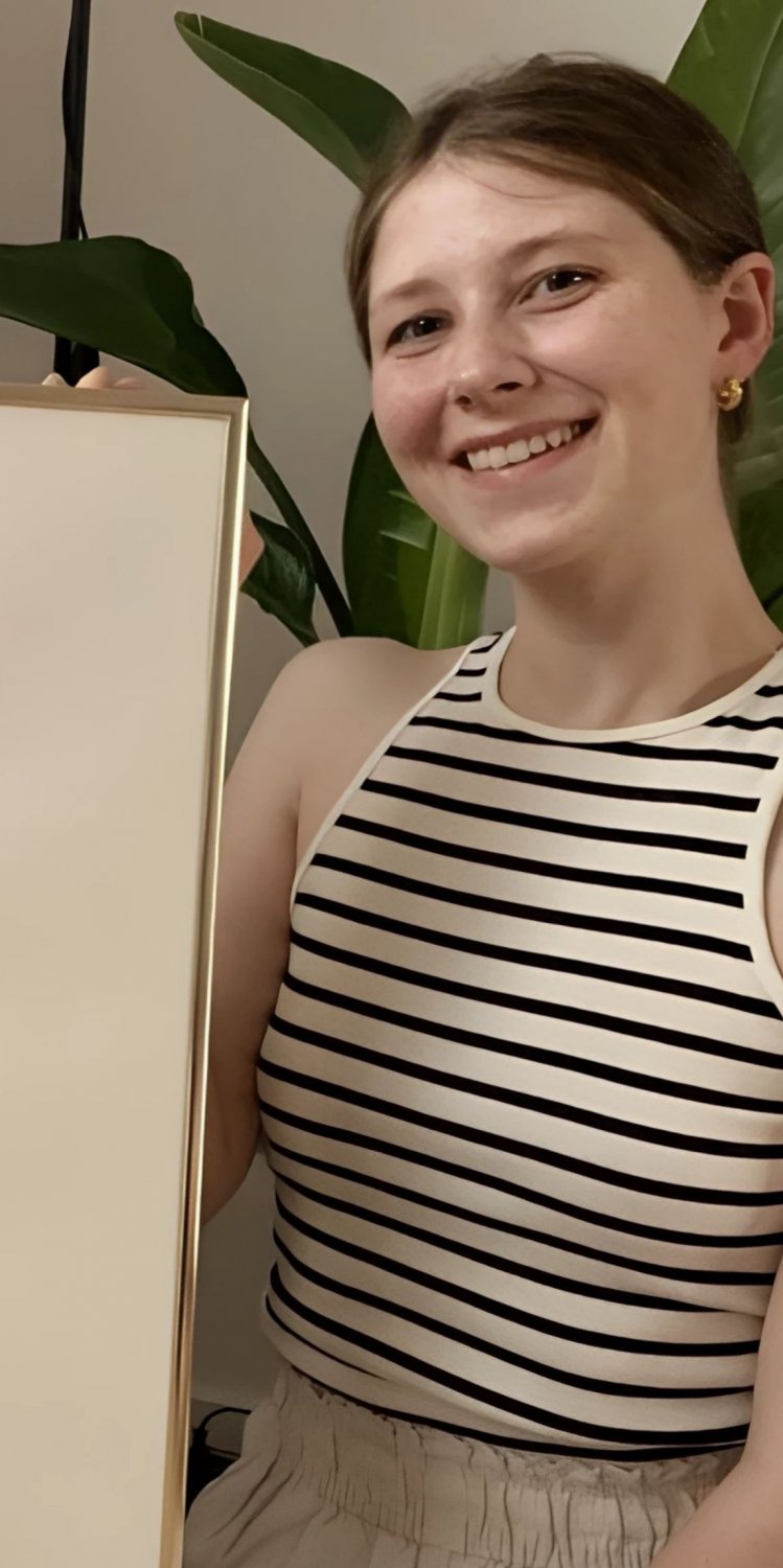 Would you fuck this german painter whore Merle?| Würdet ihr diese geile Maler Schlampe Merle ficken? #MeZnNUGy